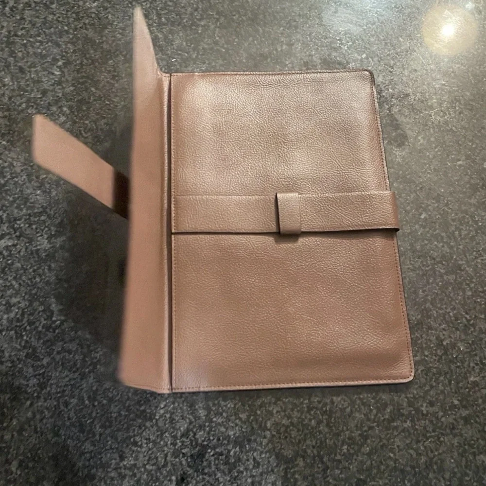 Ferrari Genuine Leather iPad Tablet Folio Brown w/Dust Bag Luxury Executive Case